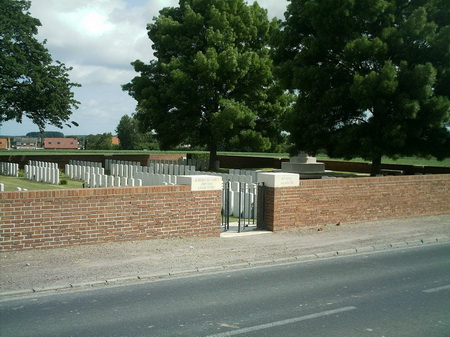 AUBERCHICOURT BRITISH CEMETERY France