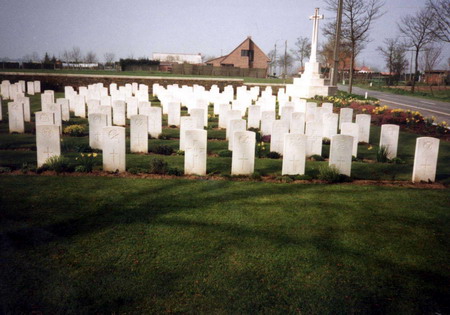 FERME-OLIVIER CEMETERY