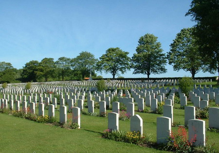 HANOVER WAR CEMETERY