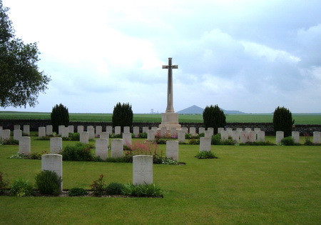 BOIS-CARRE MILITARY CEMETERY