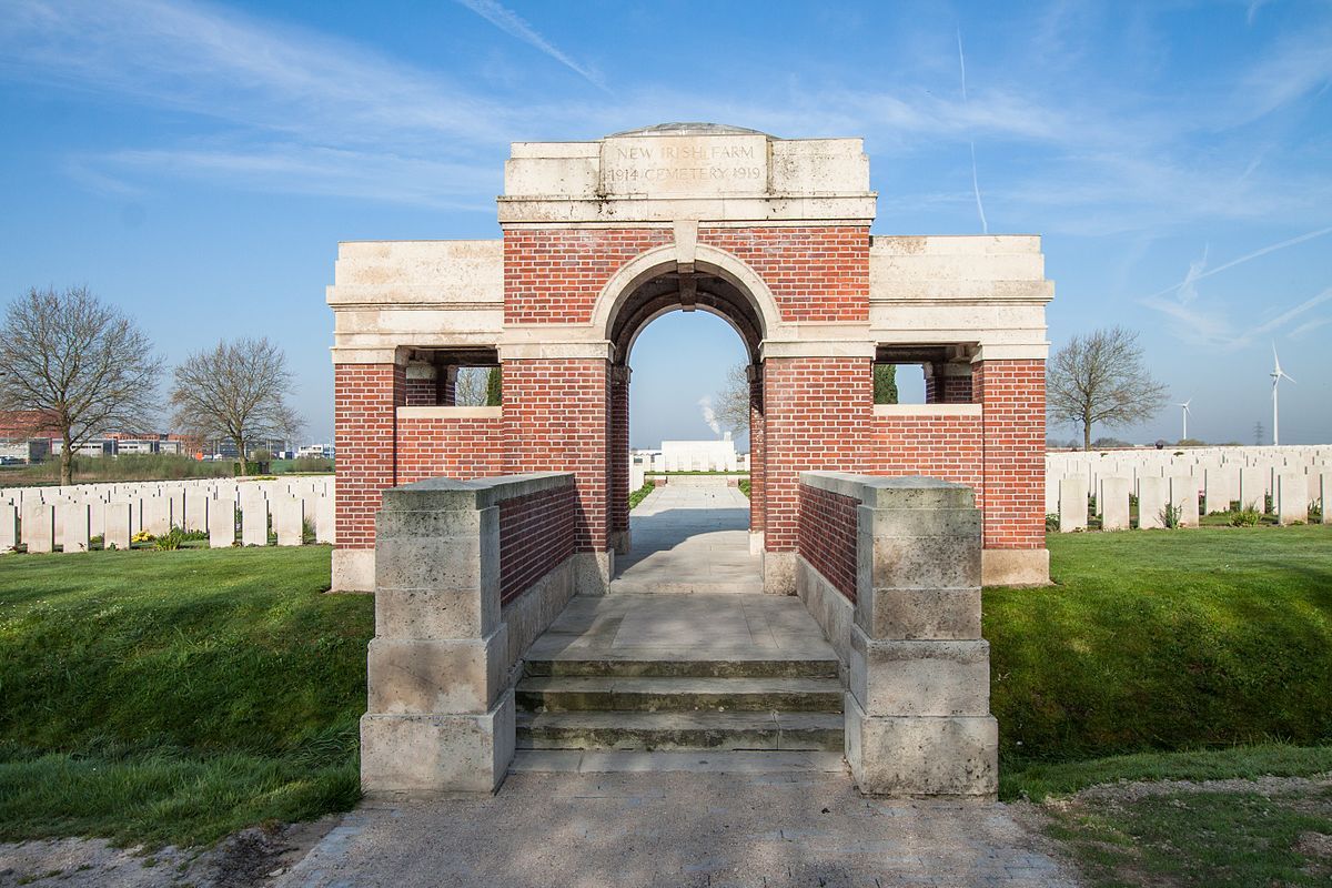 NEW IRISH FARM CEMETERY West-Vlaanderen, Belgium 